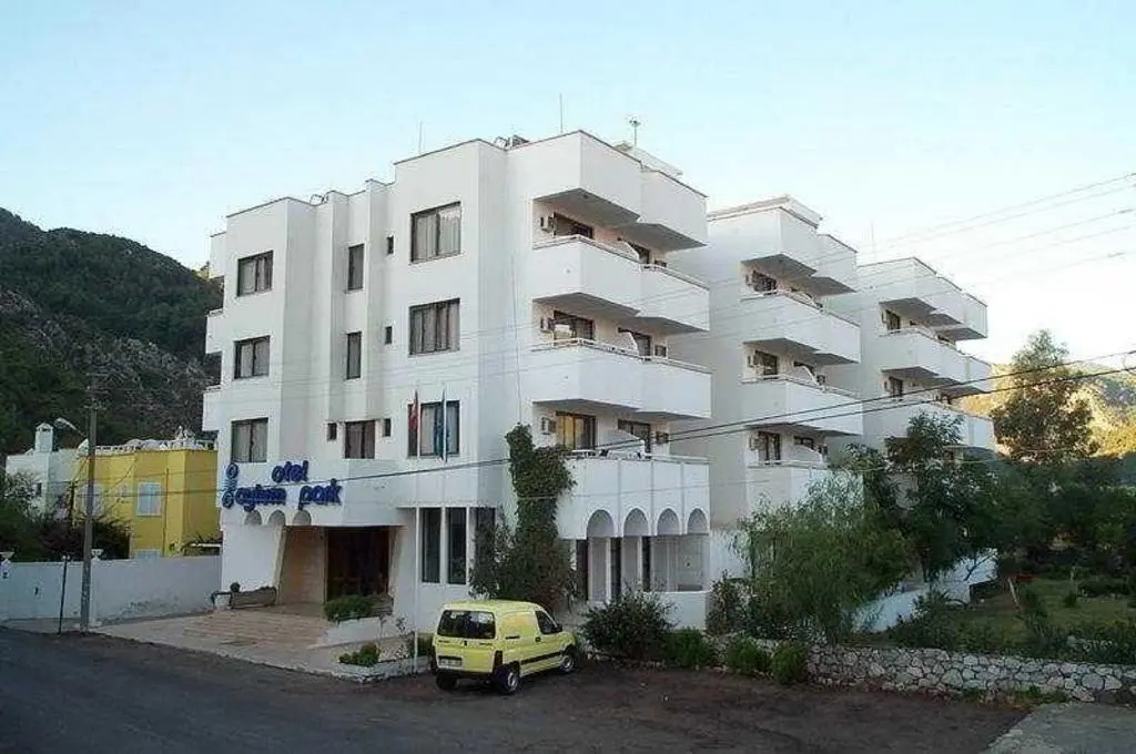MUNAMAR PARK (EX. OYLUM PARK)
