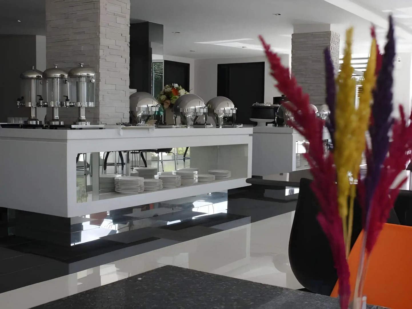 Photo - Leenova Hotel