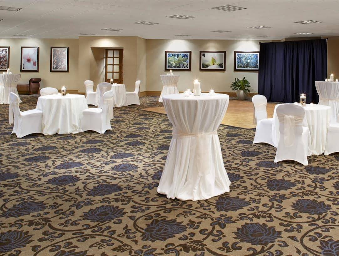 Photo - Sheraton Houston Brookhollow Hotel