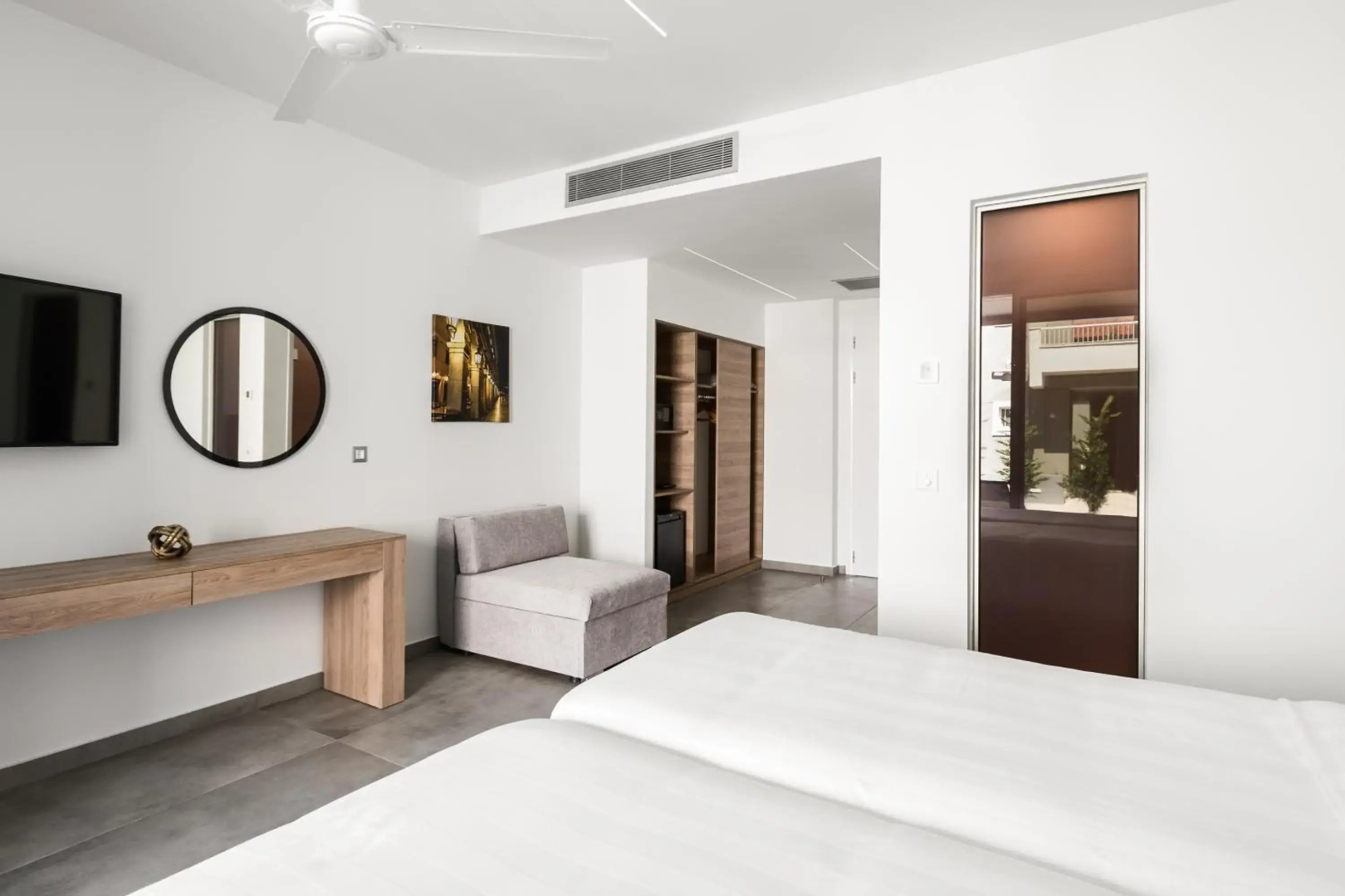 Photo - Acharavi Beach Hotel