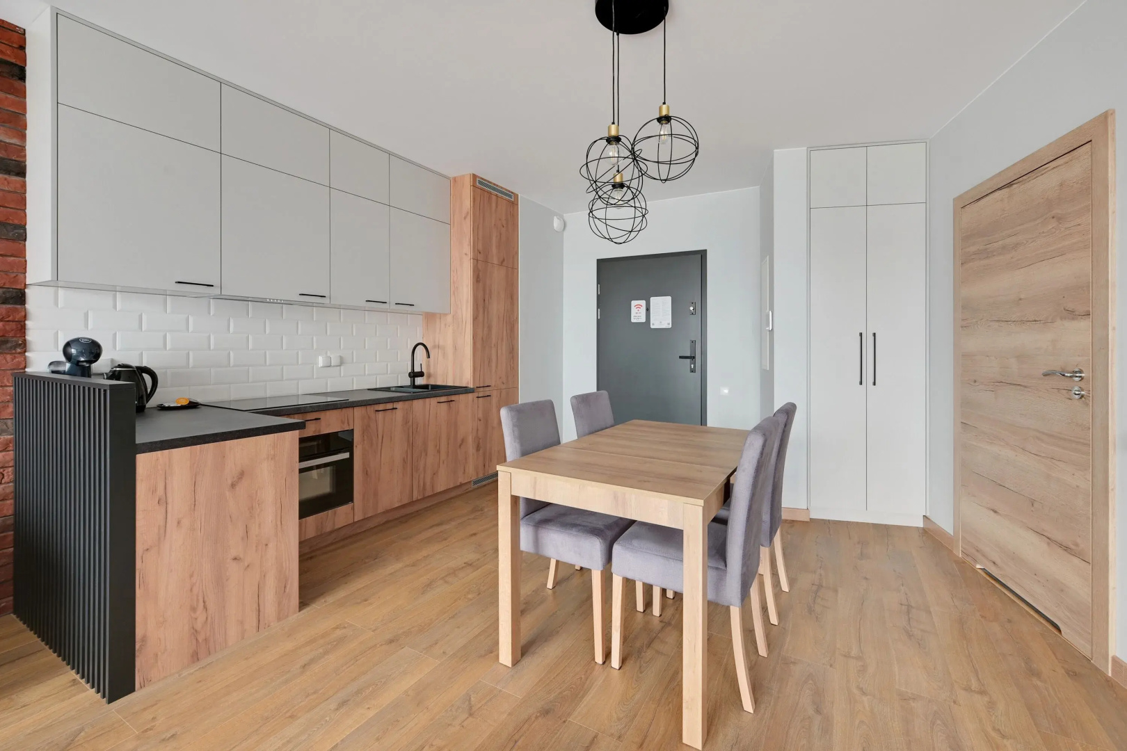 Photo - RentPlanet - Apartamenty Chlebova
