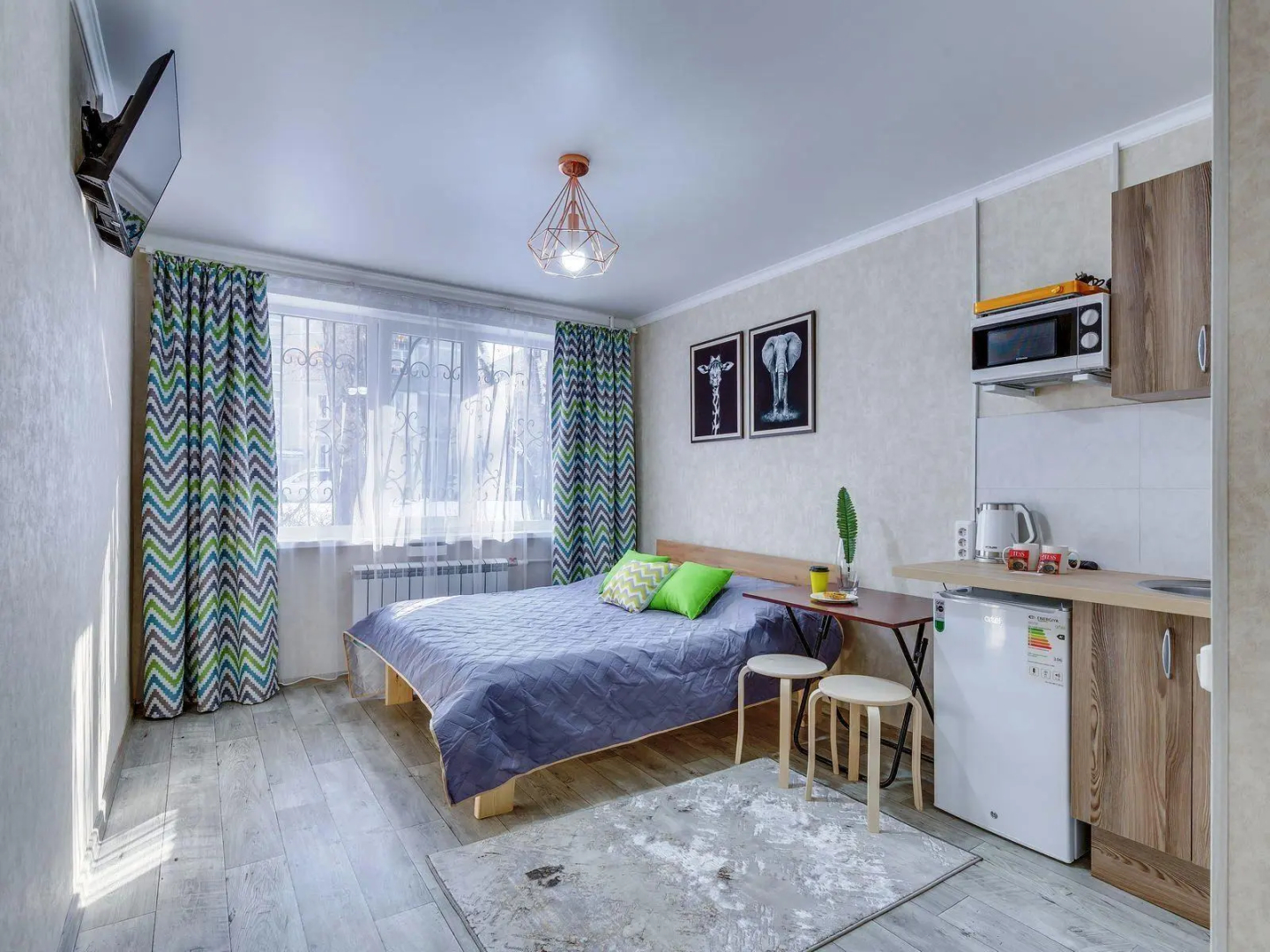 Foto - YourHouse на Толе би Весновка