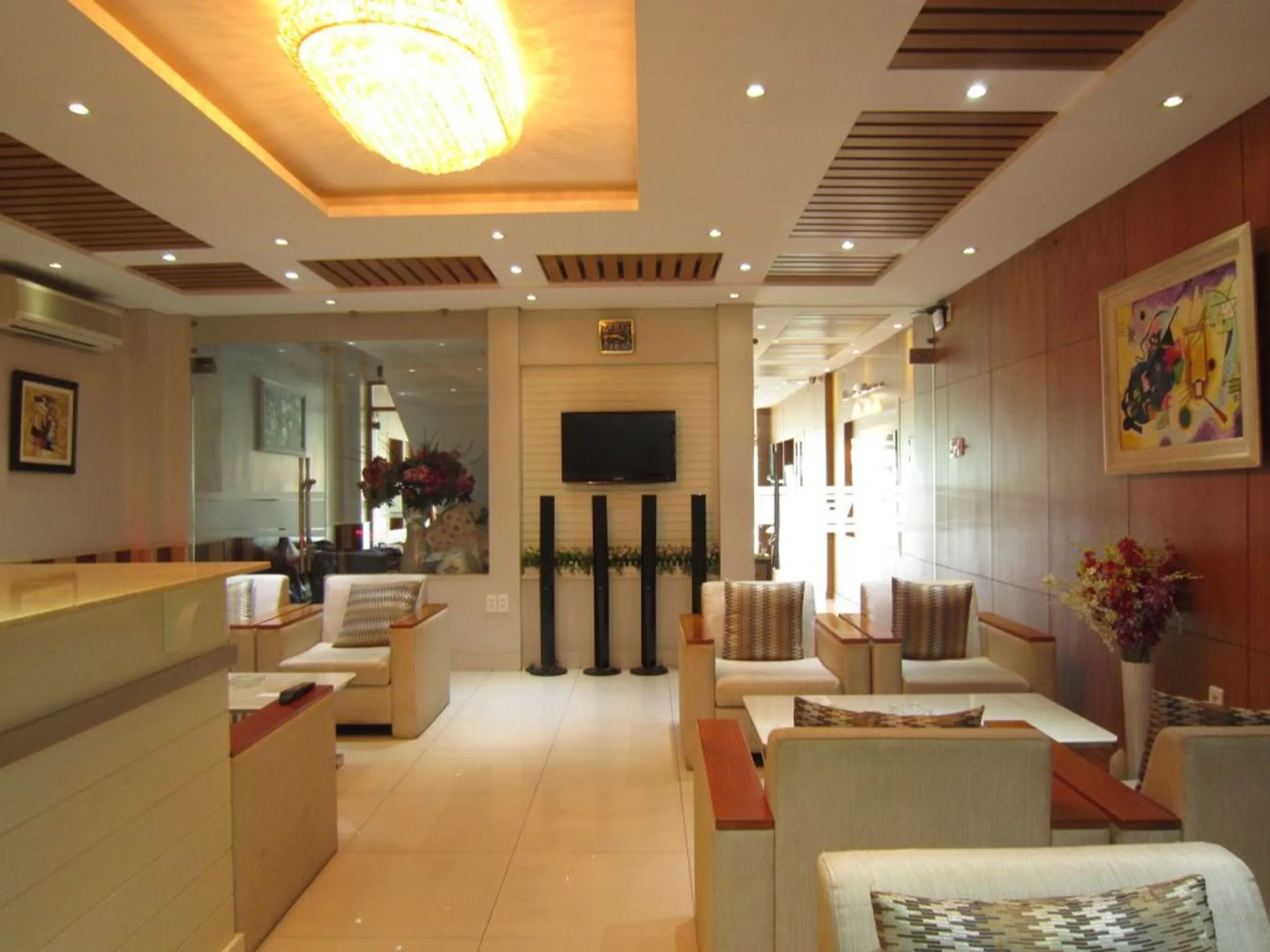 Photo - Van Ha Boutique Hotel Etown - Nhà Ga T3