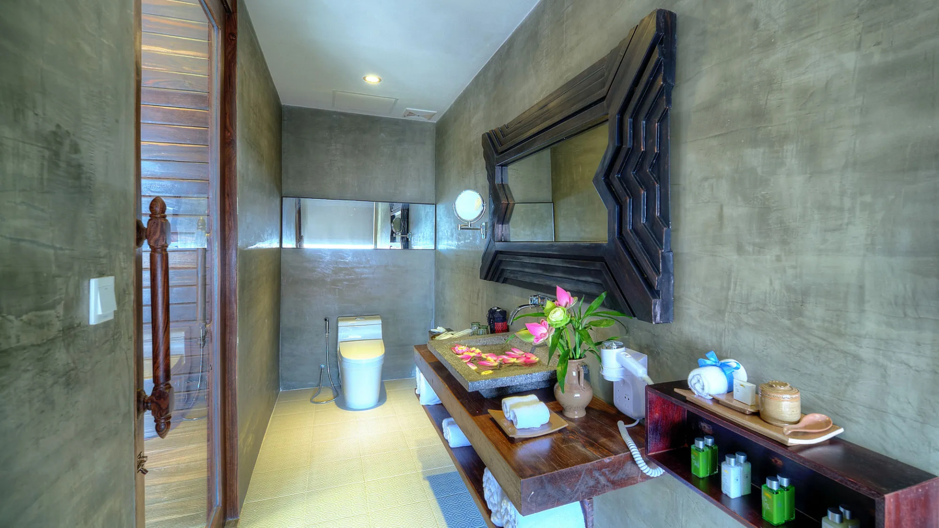 Photo - Golden Temple Retreat