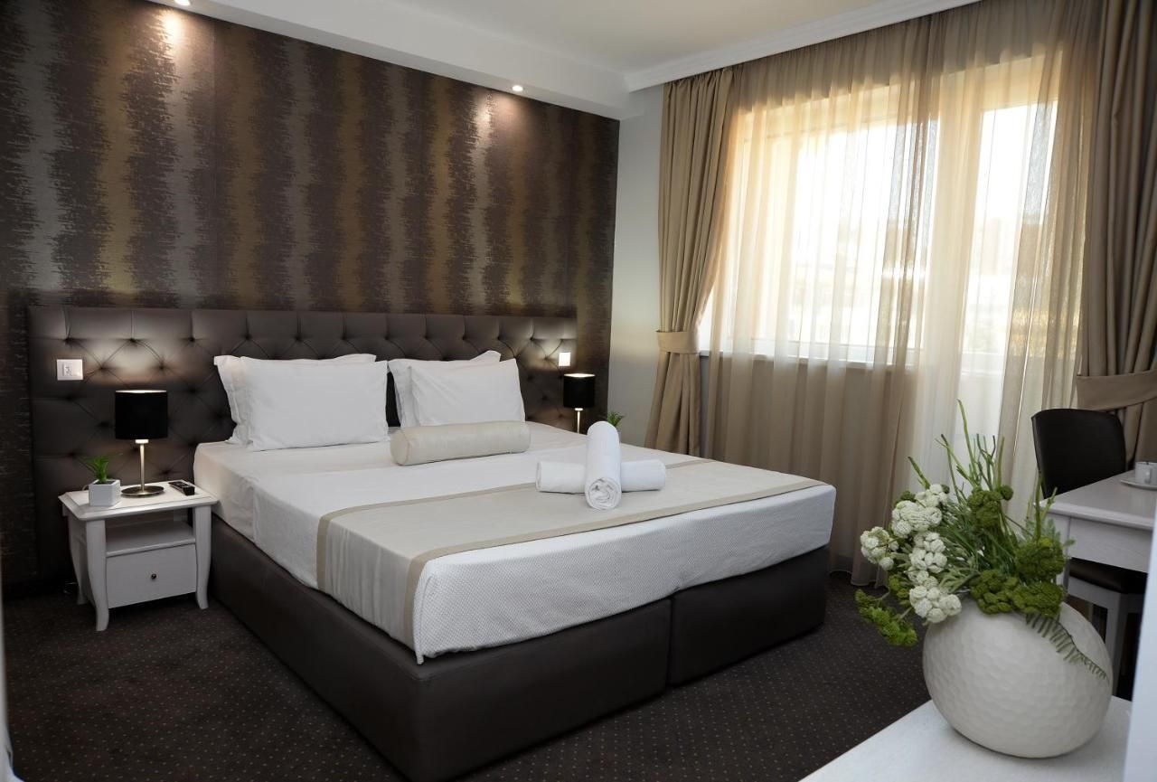 Alexandar Square Apartments