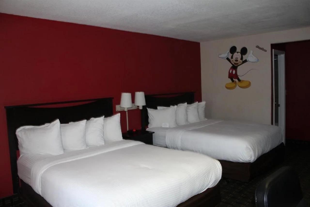 Photo - Stanford Inn & Suites Anaheim