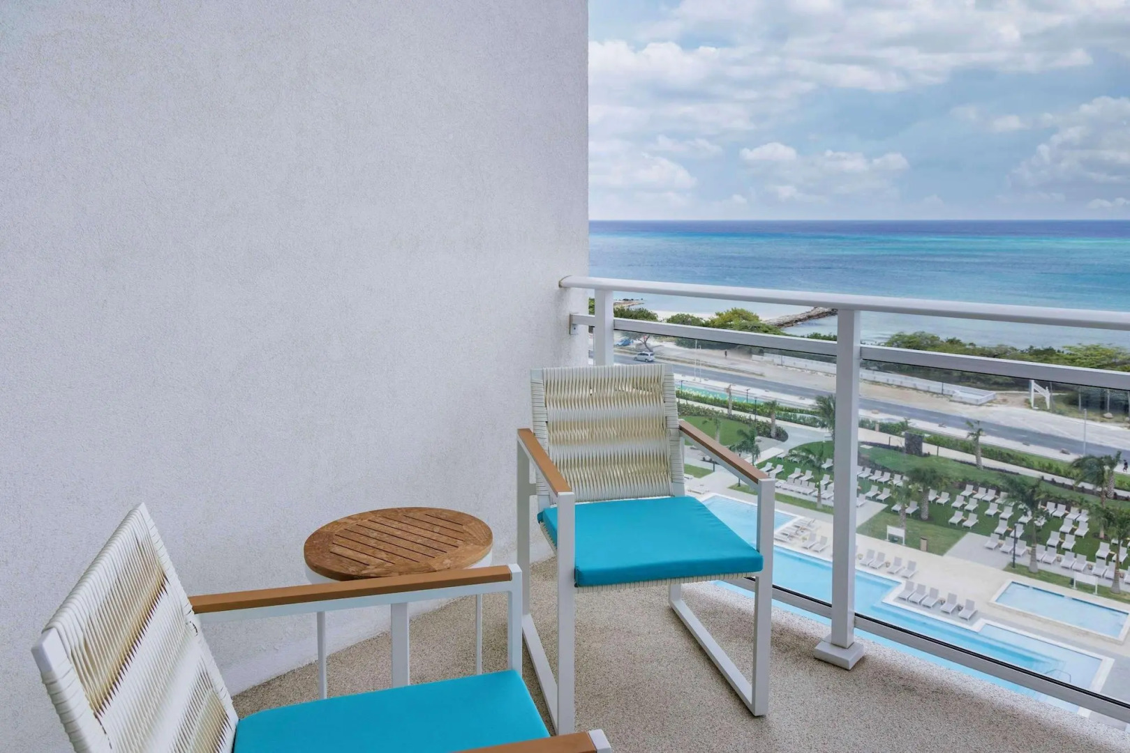 Photo - Embassy Suites By Hilton Aruba Beach Resort