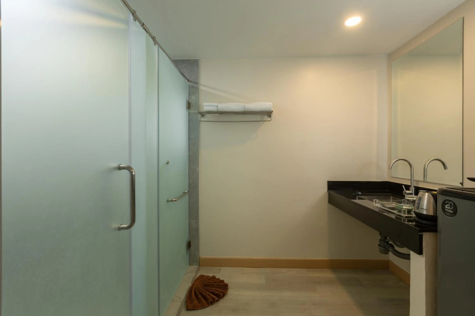 Foto - Hard Days Night Hotel