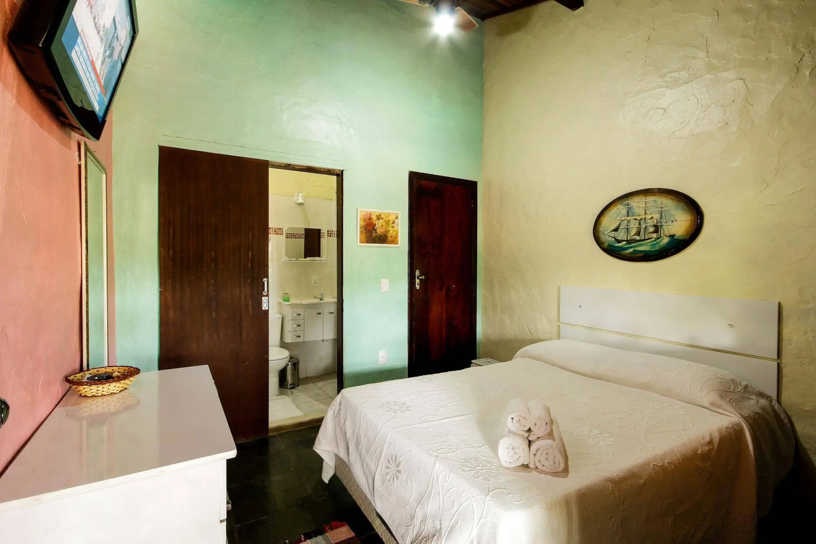 Foto - Suítes Casa do Barão