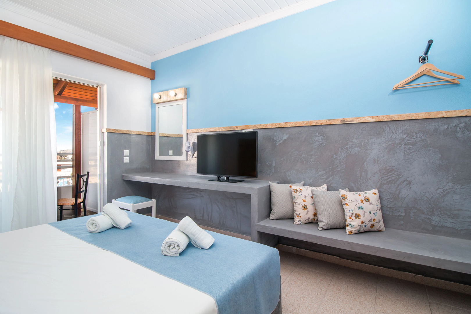 Photo - Tinas Plus Hotel