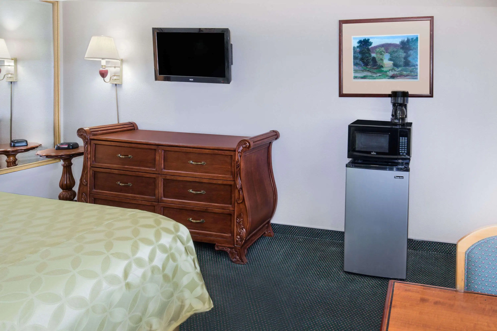 Foto - Days Inn by Wyndham Ontario Airport