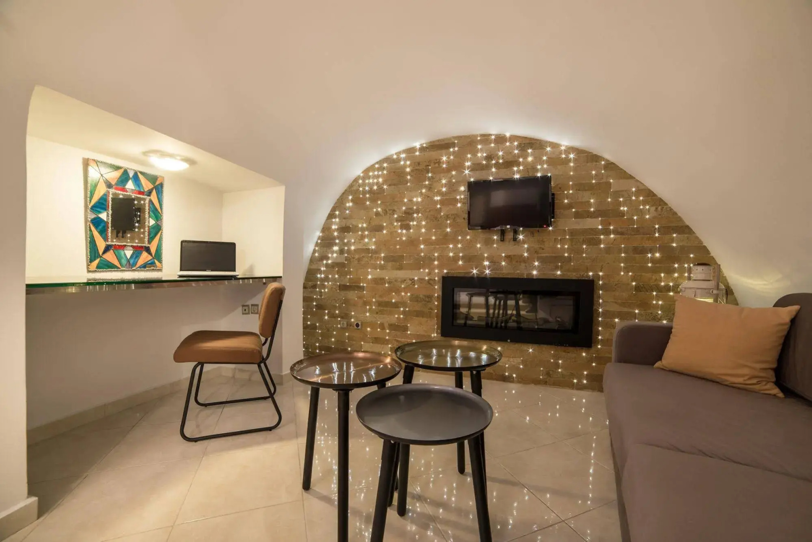 Photo - Suite Home Santorini
