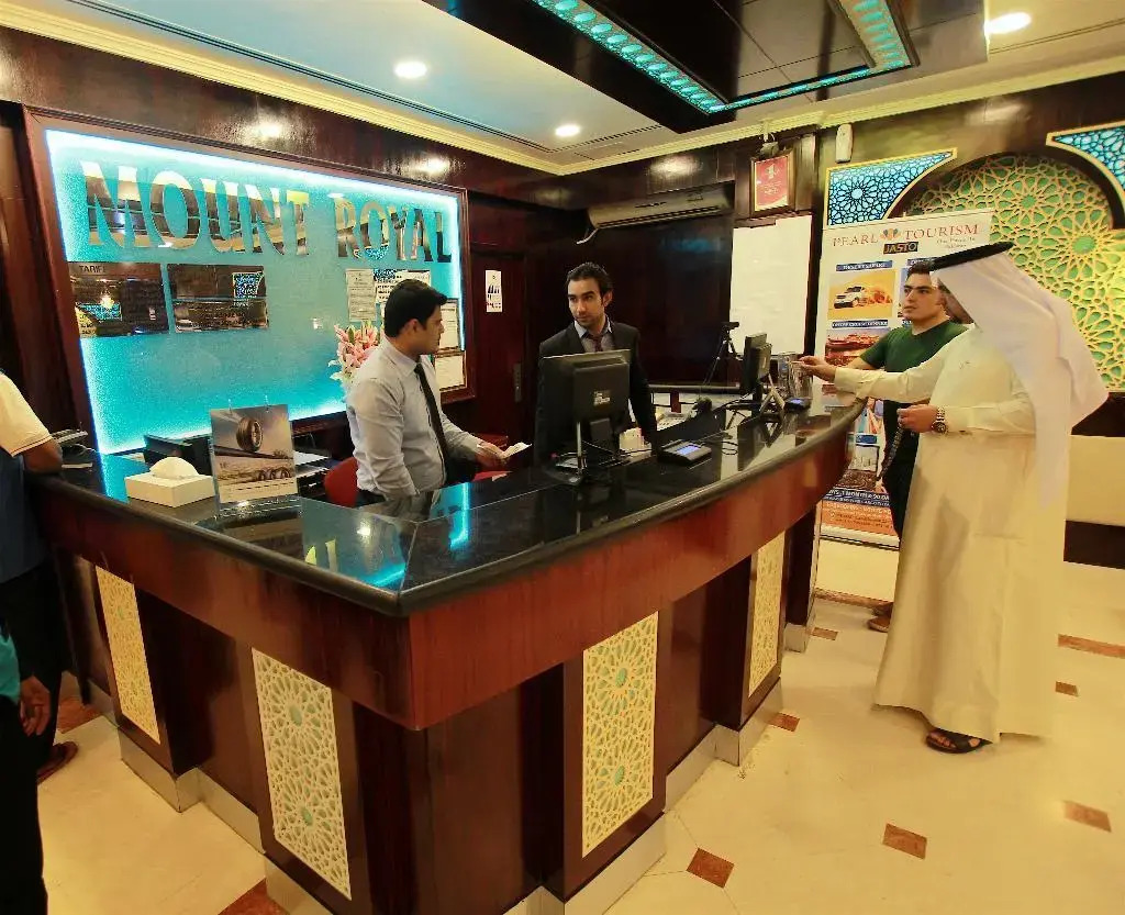 Photo - Mount Royal Hotel