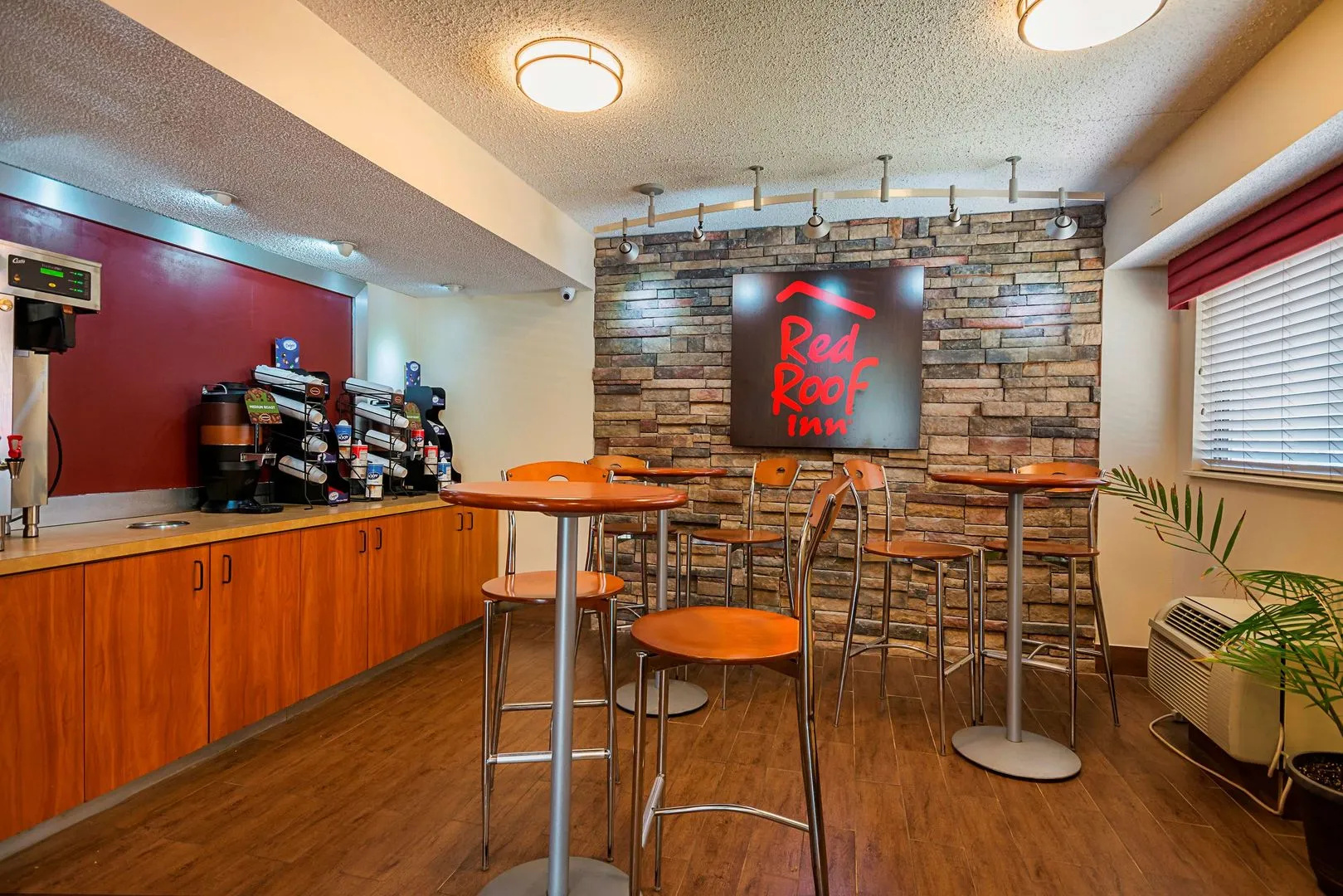 Photo - Red Roof Inn Dallas - DFW Airport North