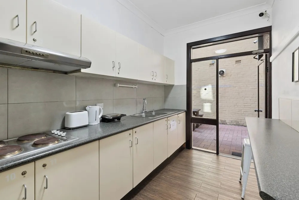 Photo - Falcon Lodge