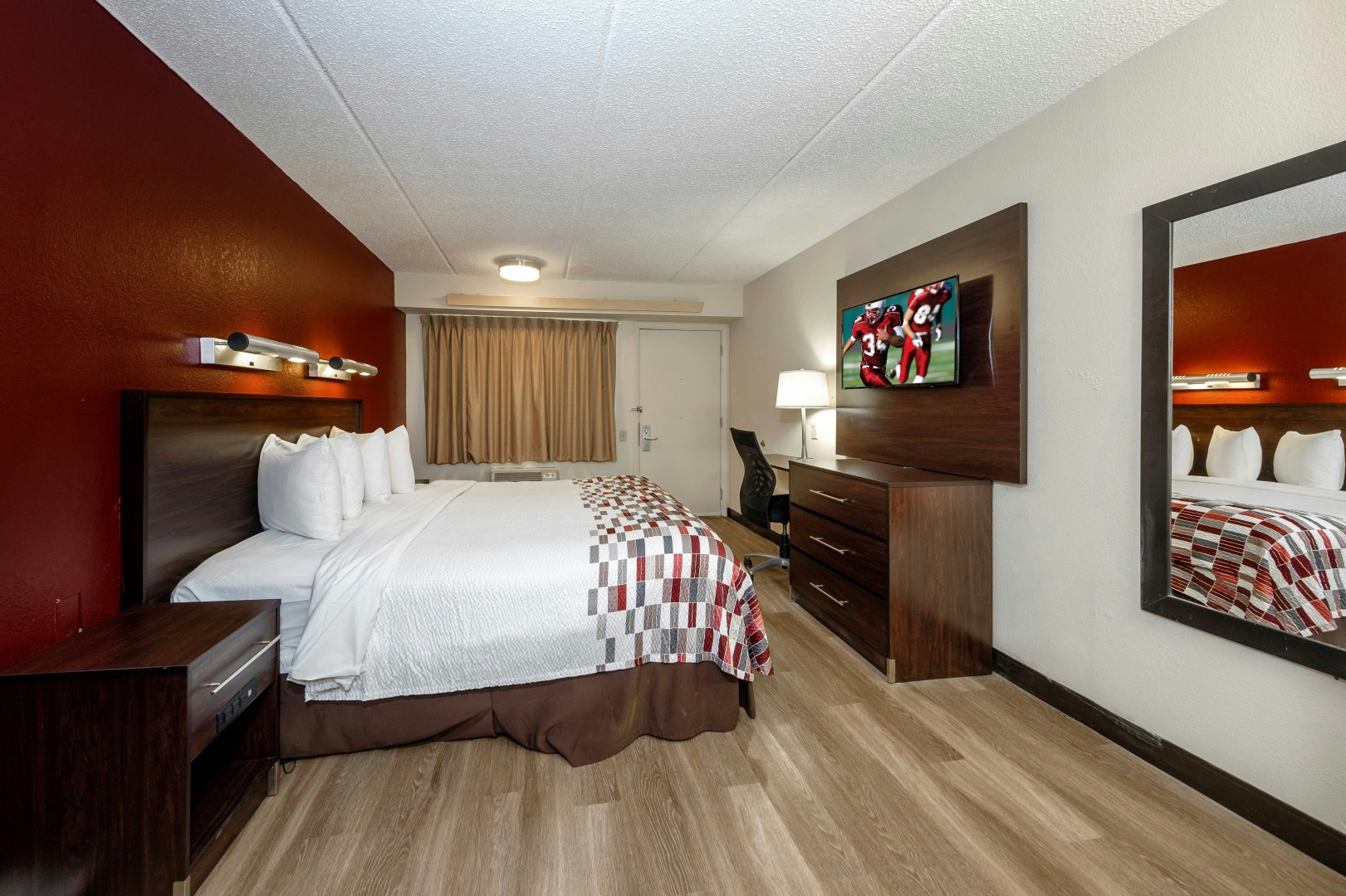 Photo - Red Roof Inn Tampa - Brandon