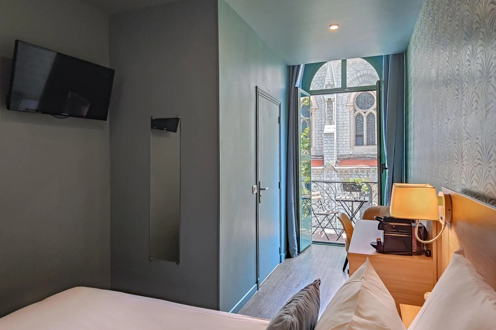 Photo - Hotel Du Centre, un hotel AMMI