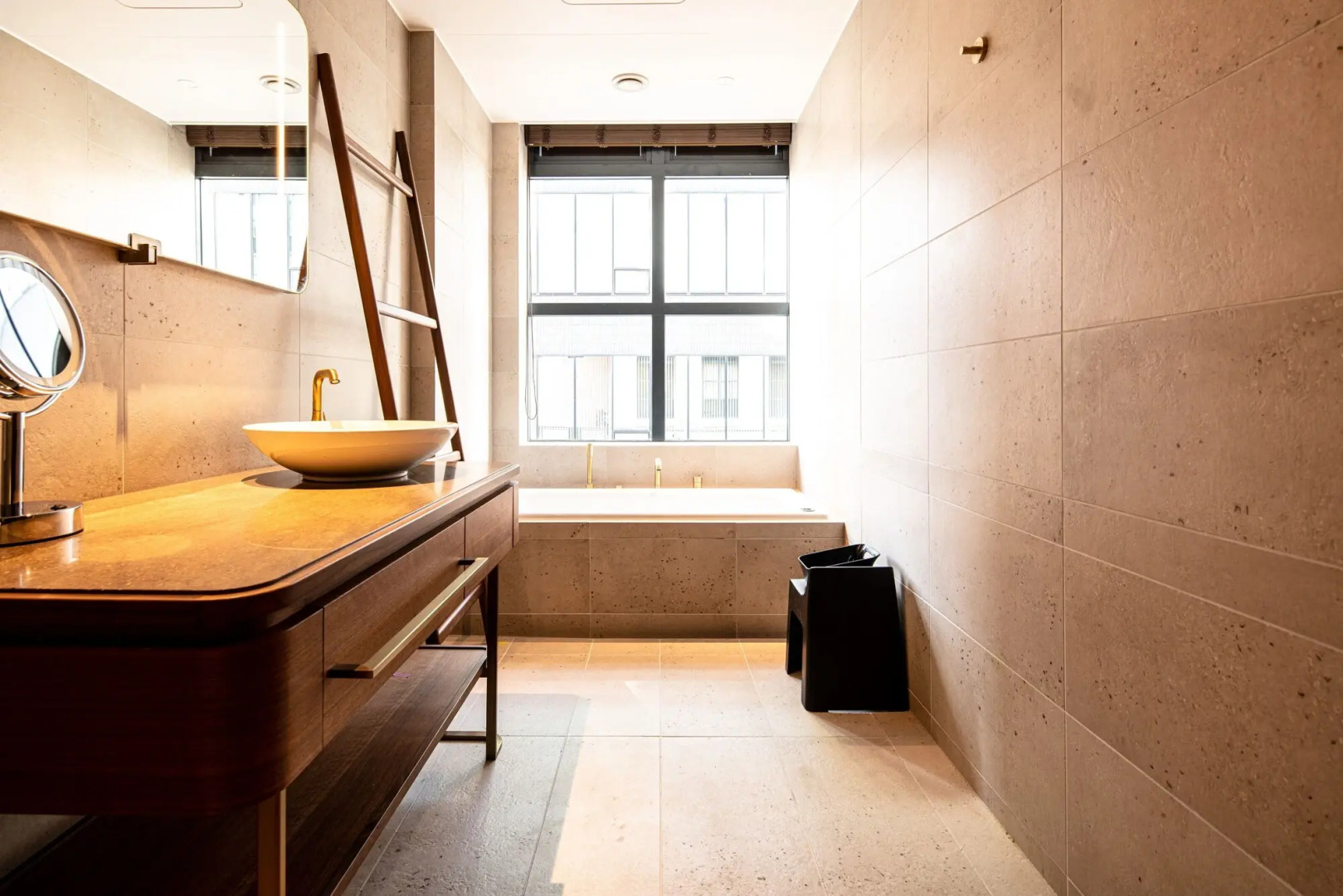 Foto - The Basics Fukuoka