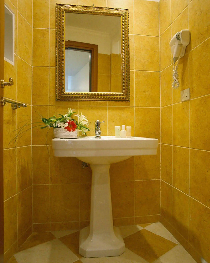 Photo - La Maison Royale