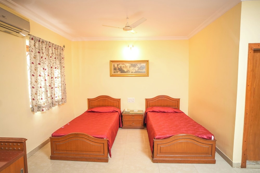 Nilambag palace