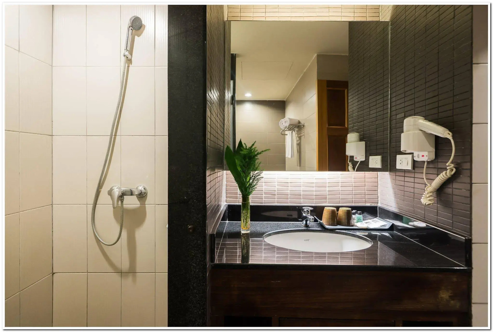 Photo - Sea Me Spring Hotel