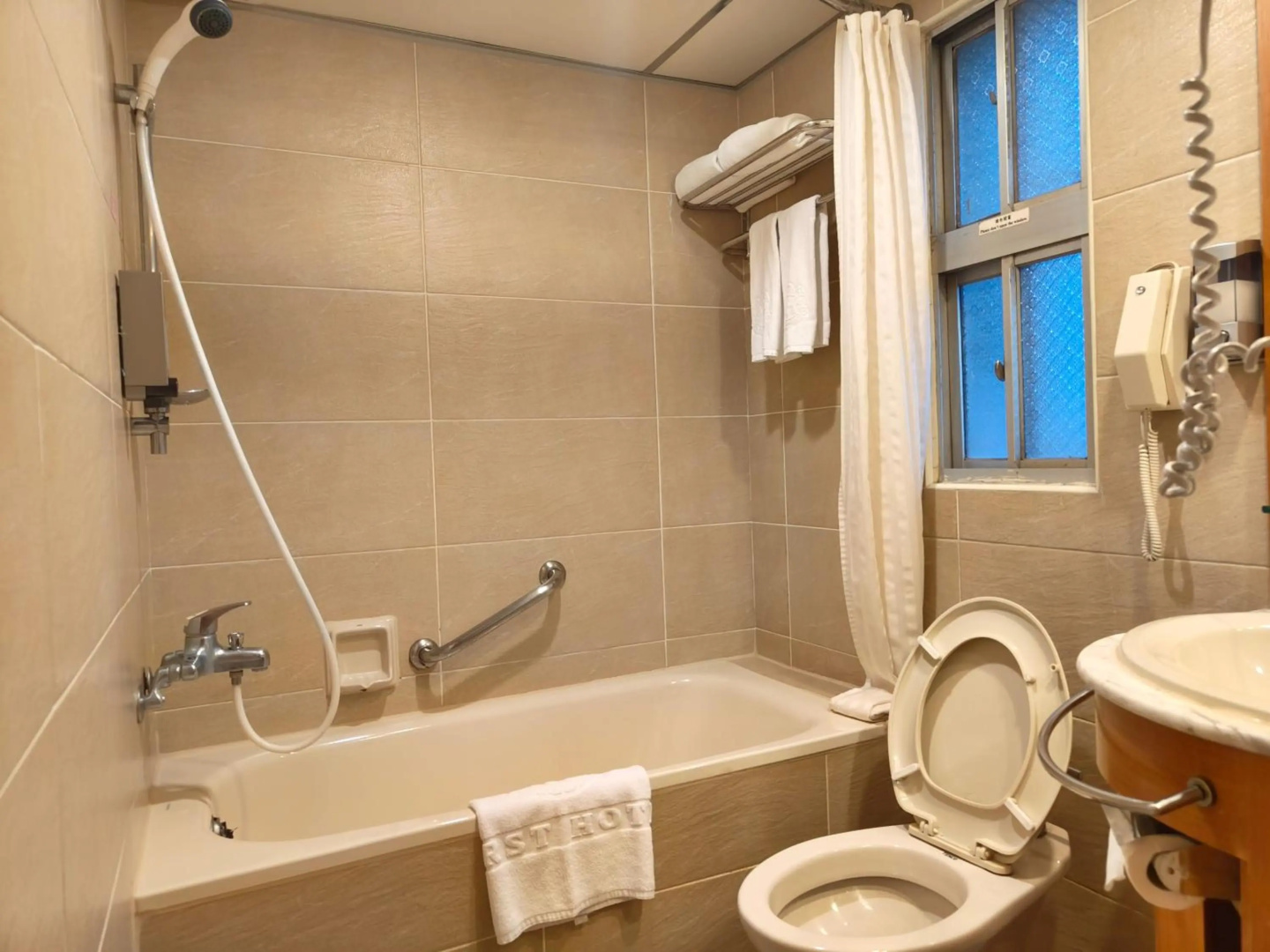 Foto - First Hotel
