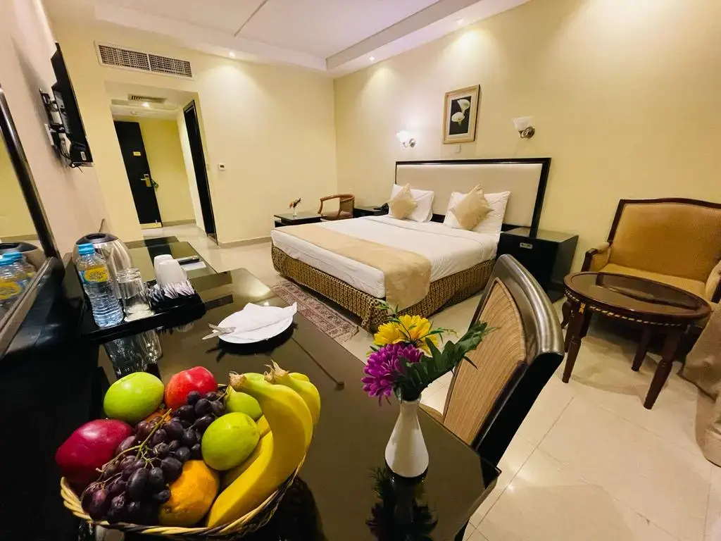 Photo - Palm Beach Hotel