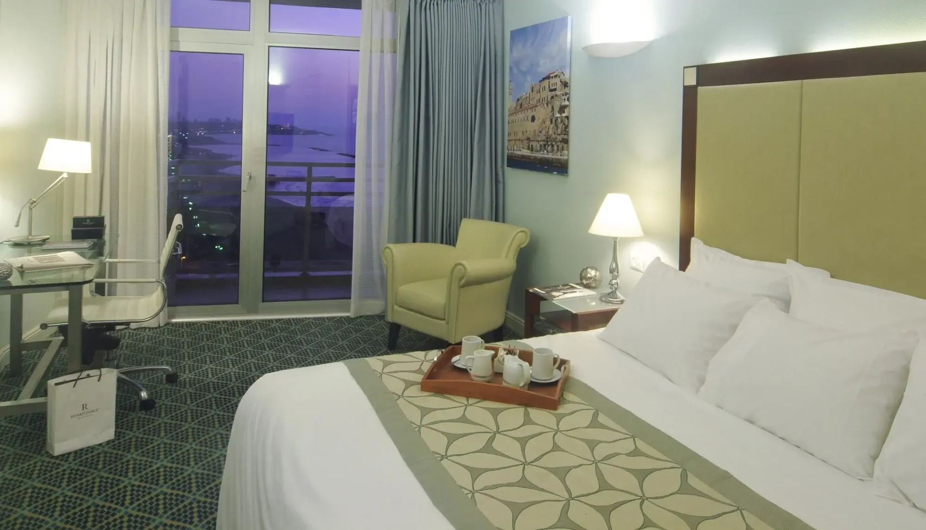 Photo - Renaissance Tel Aviv Hotel