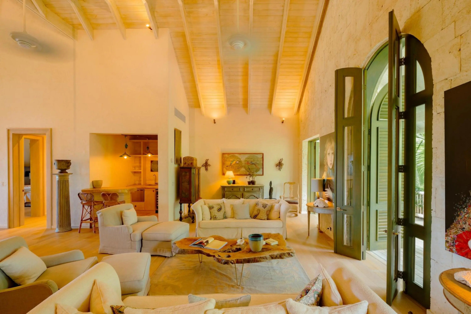 Foto - One-of-a-kind villa with open spaces and amazing views in luxury beach resort