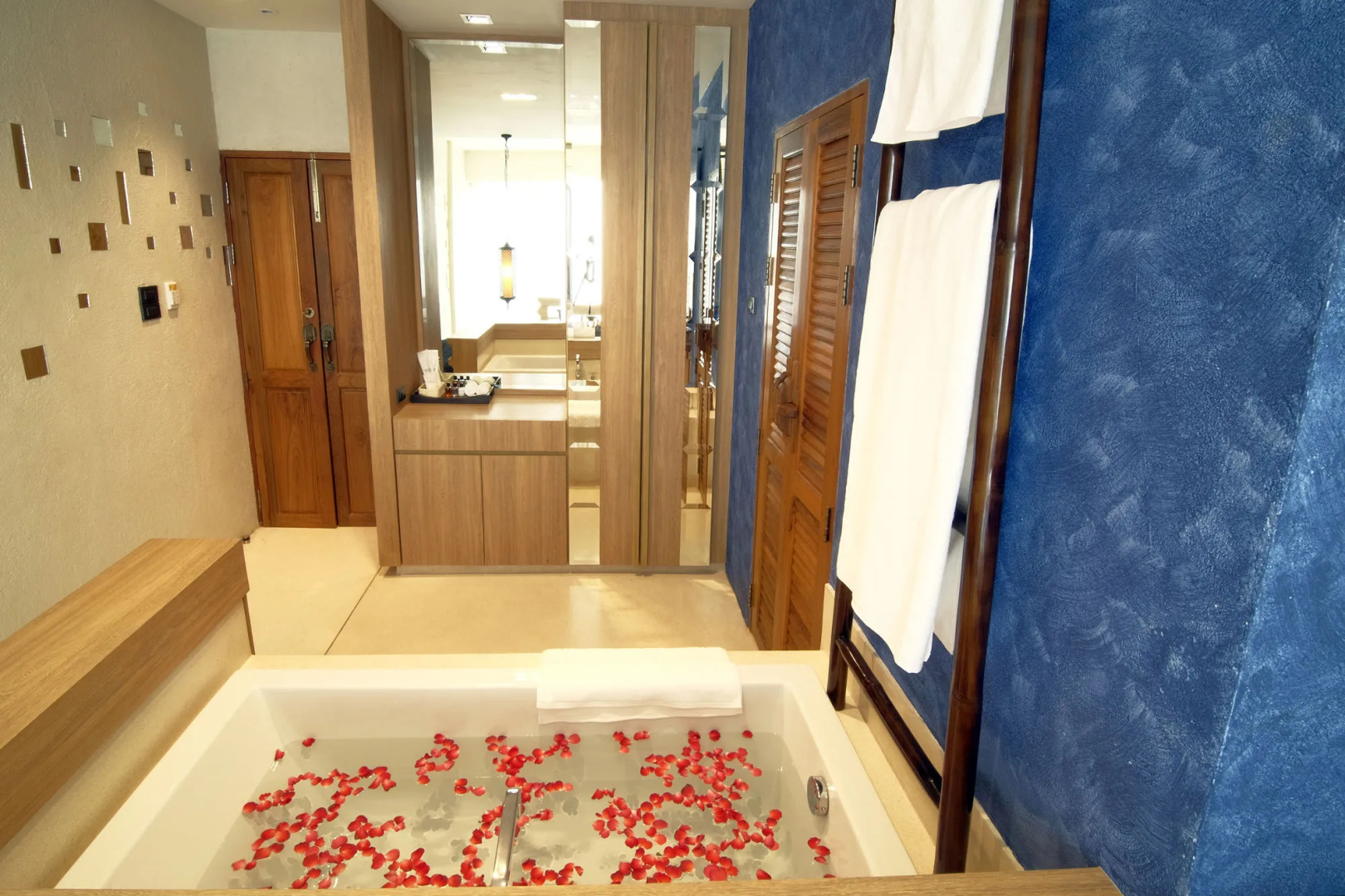 Photo - Tapae Gate Villa