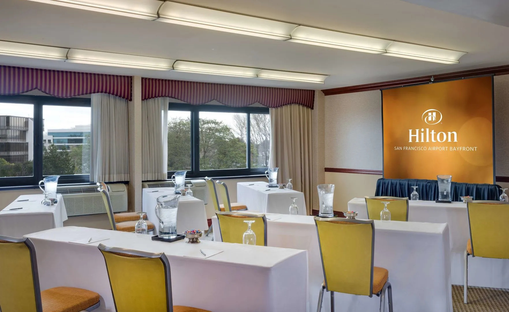 Photo - Hilton San Francisco Airport Bayfront - No Resort Fee