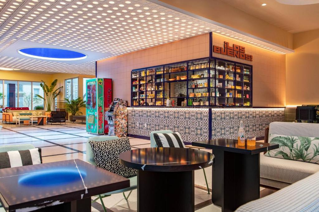 Photo - Moxy Miami South Beach