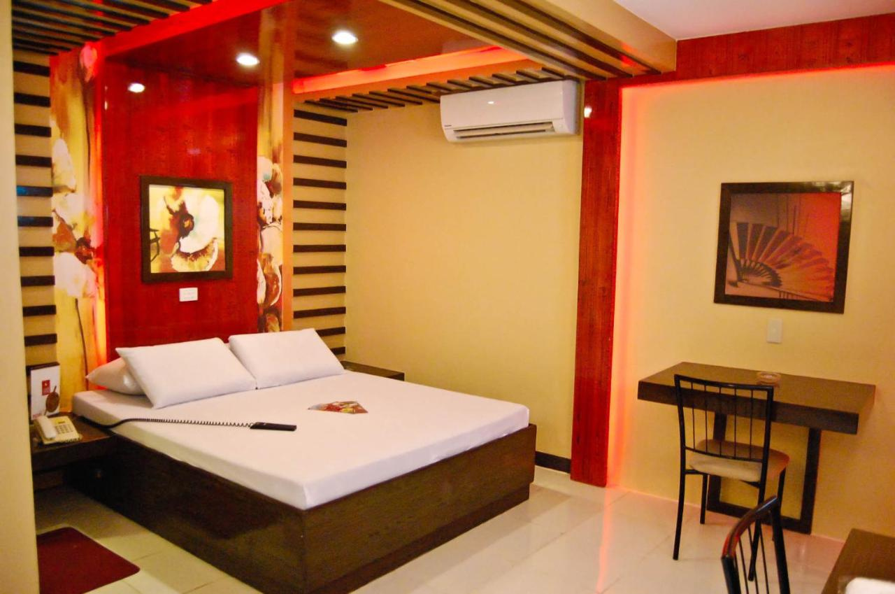 Foto - Hotel Sogo Quezon Avenue