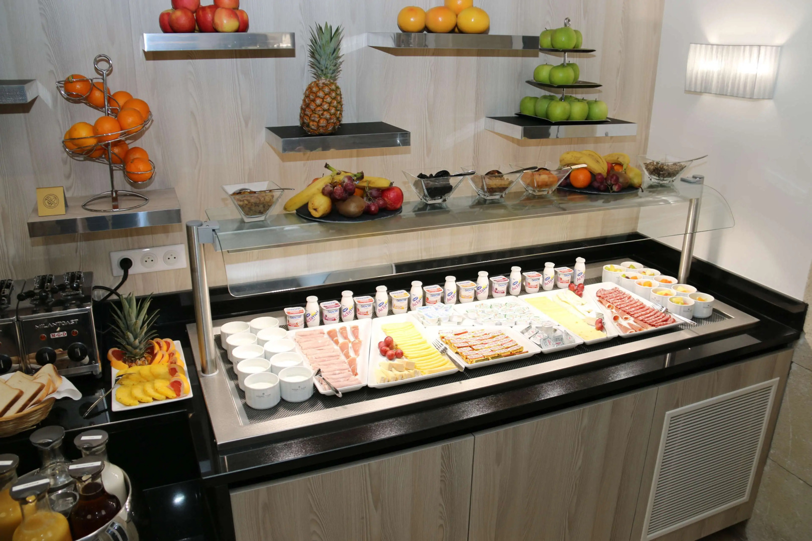 Photo - GOLDEN TULIP CANNES HOTEL de PARIS