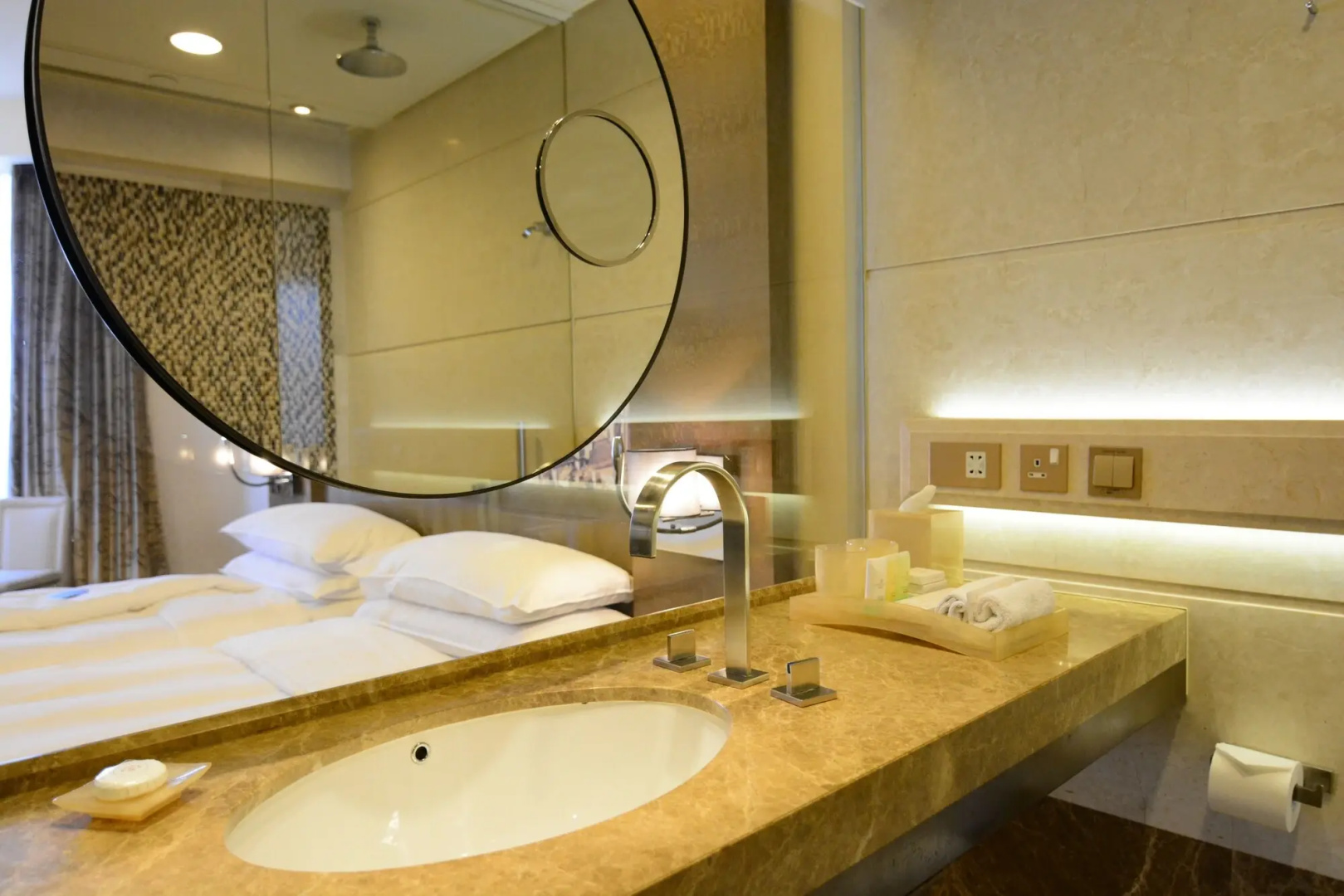 Photo - Harbour Grand Hong Kong