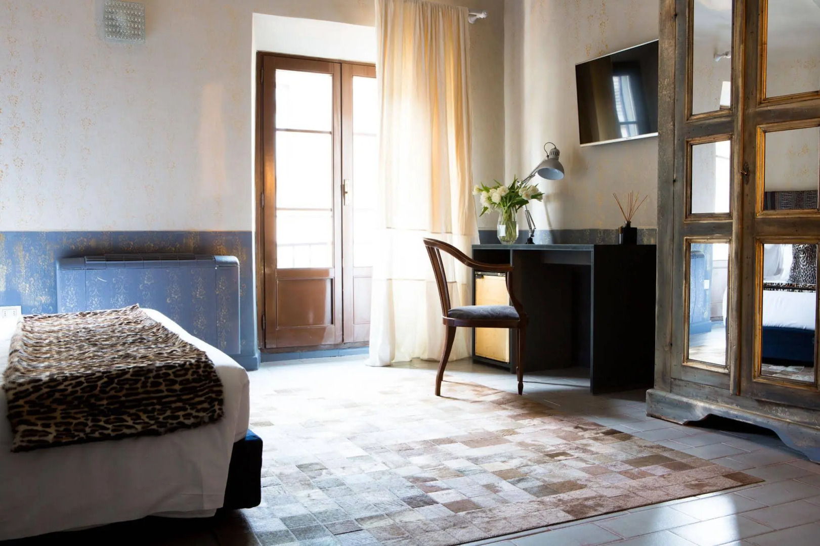 Foto - Numa Florence Rodo