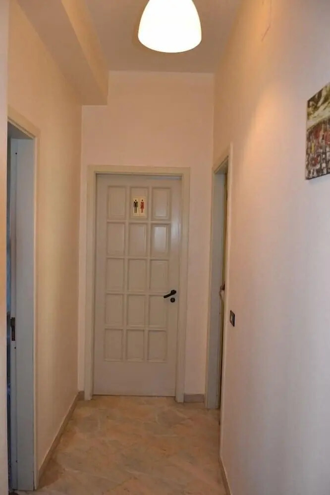 Photo - BED&FLY NEAR AIRPORT CATANIA FONTANAROSSA BAGNO PRIVATO In CAMERA