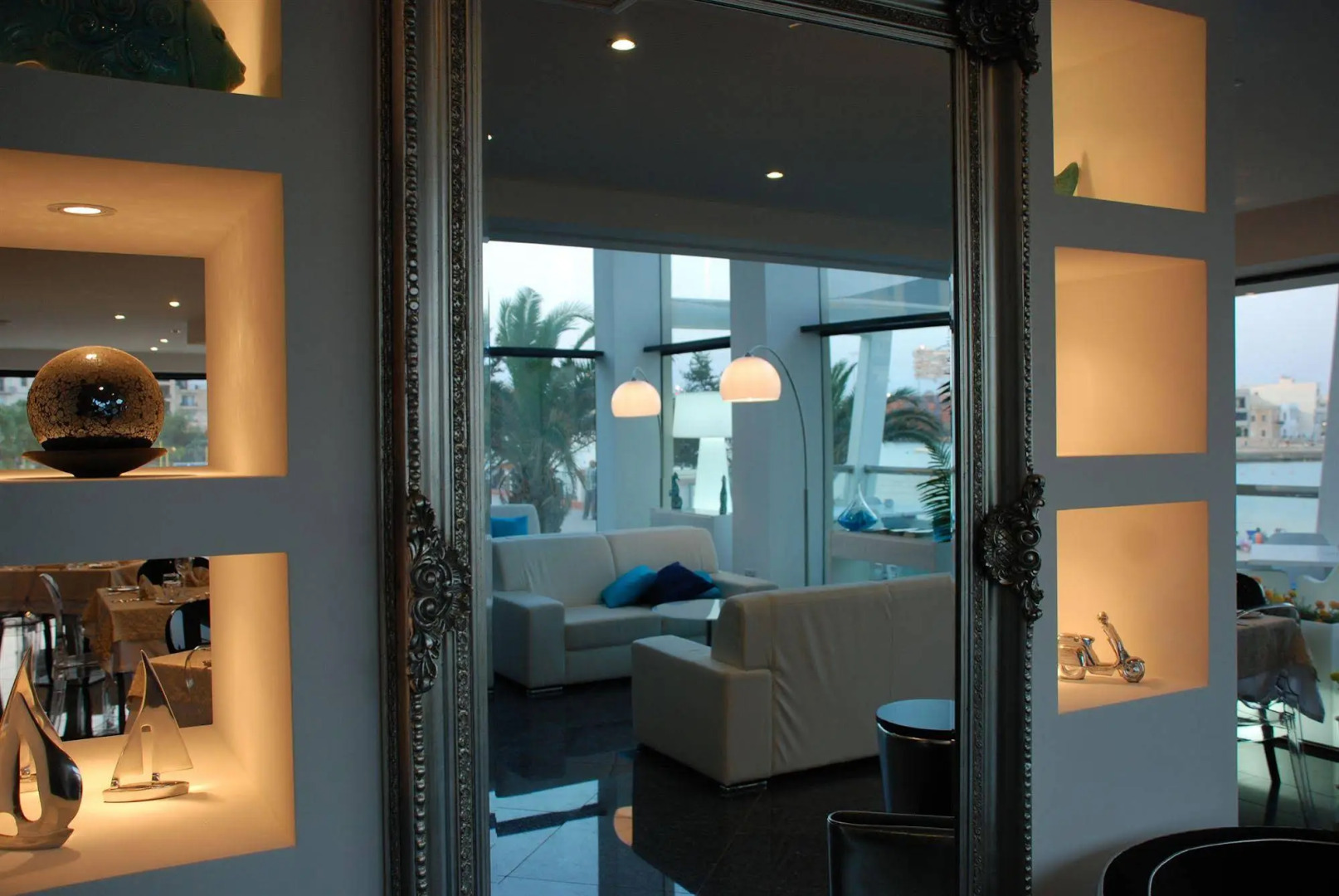 Foto - Water's Edge Hotel