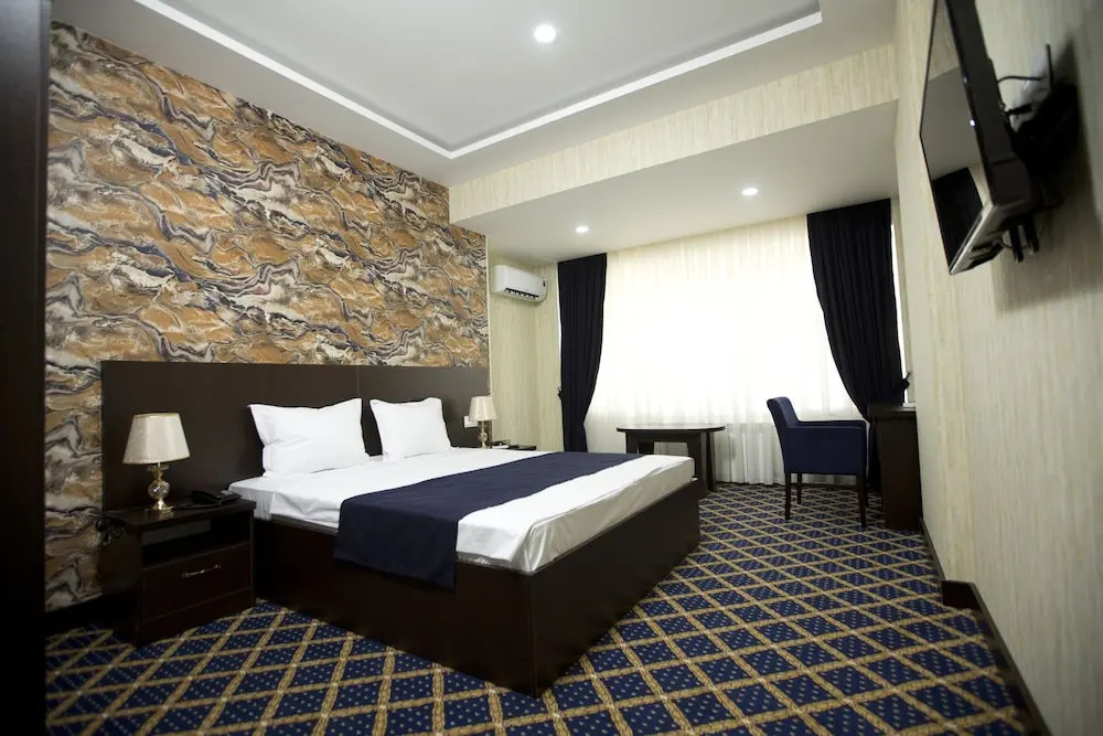 Photo - Kristal Inn Hotel