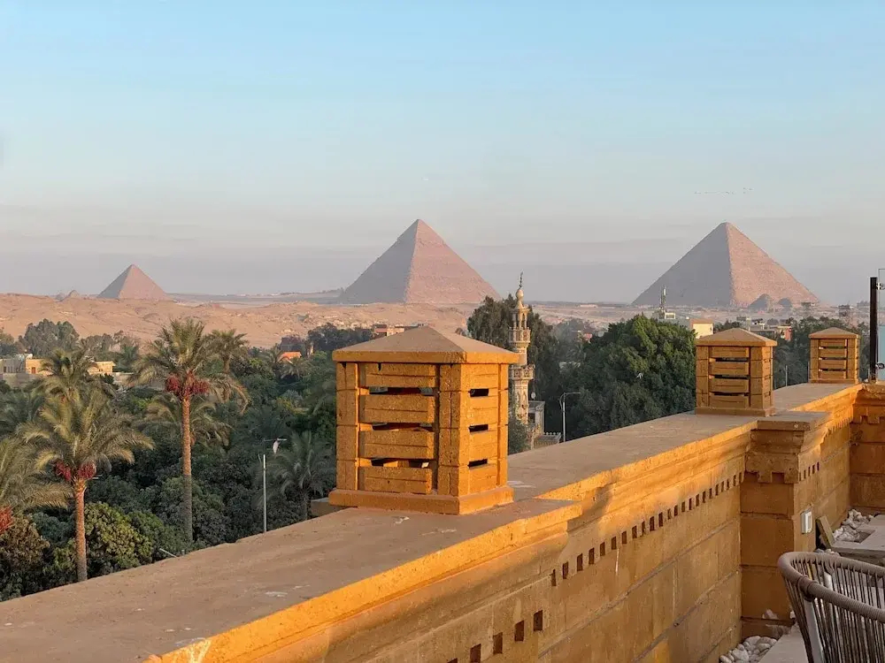 Foto - Taj Pyramids inn - Pyramids View Rooftop