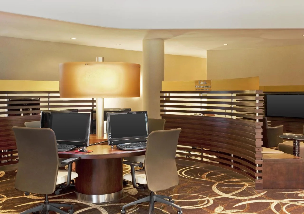 Foto - Sheraton Indianapolis Hotel at Keystone Crossing