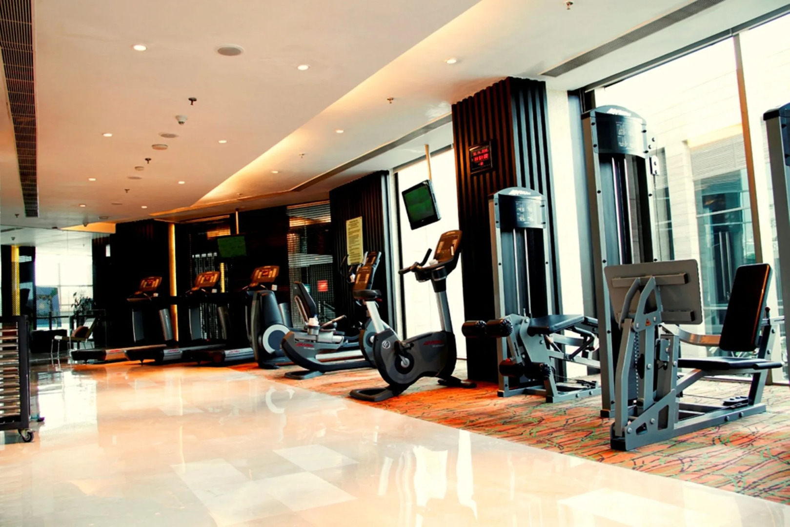 Photo - Courtyard by Marriott Gurugram Downtown