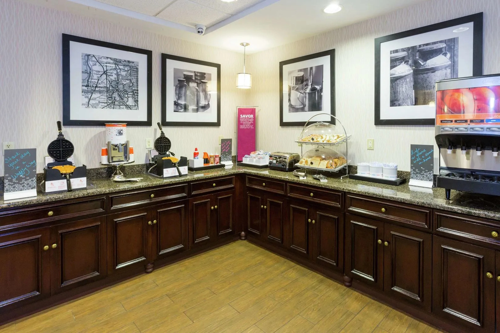 Photo - Hampton Inn Suites Jacksonville Airport