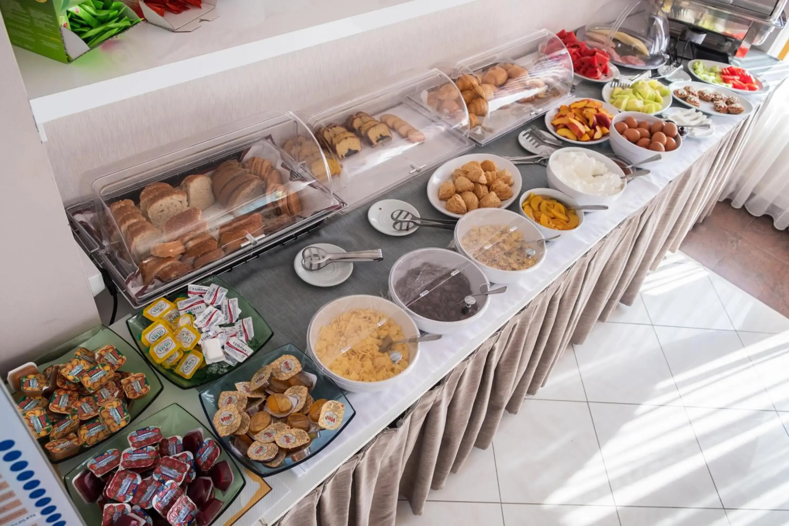 Photo - Mary Hotel & Mary Royal Suites