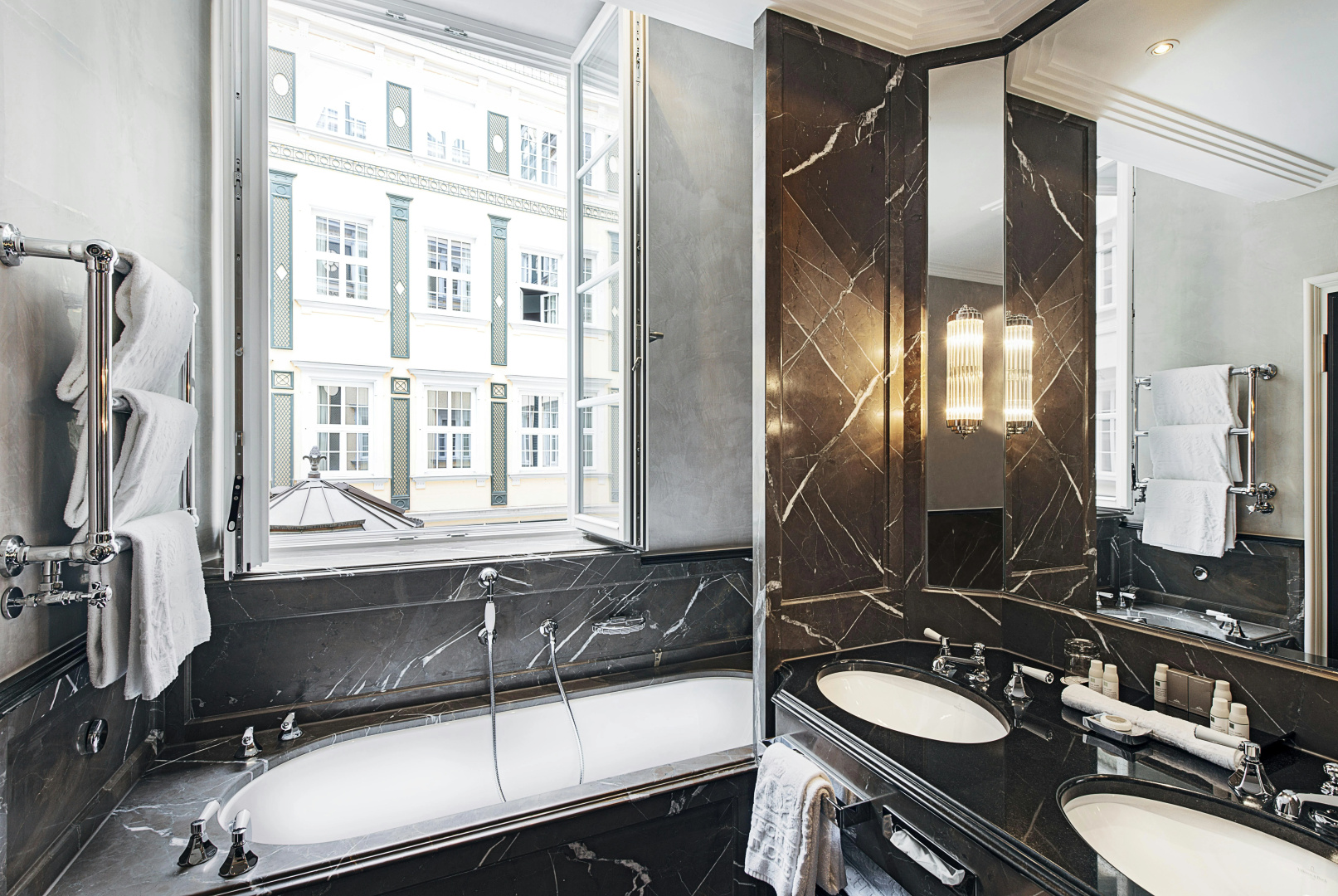 Photo - Hotel Bayerischer Hof