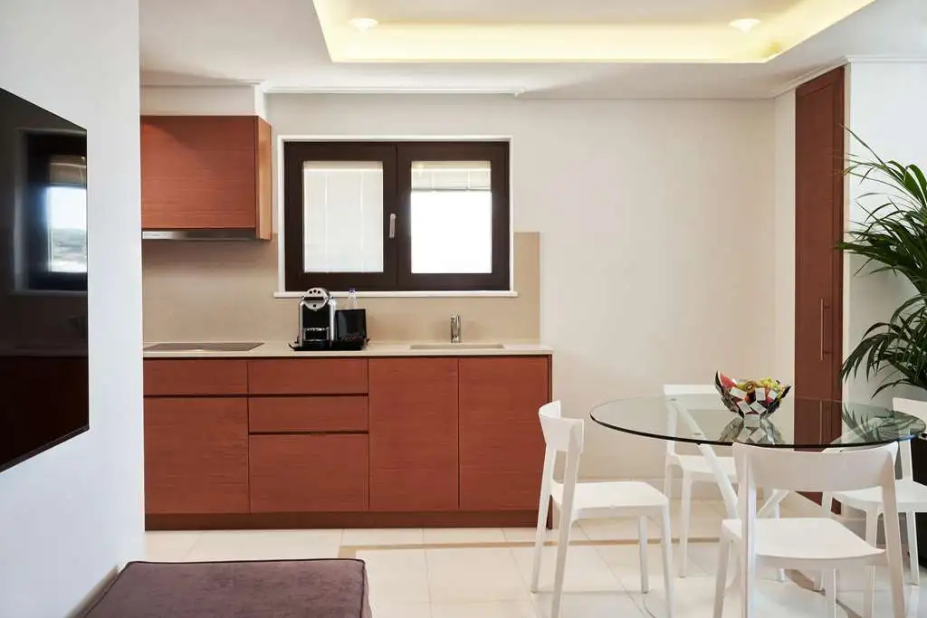 Photo - Bellevue On The Beach Suites