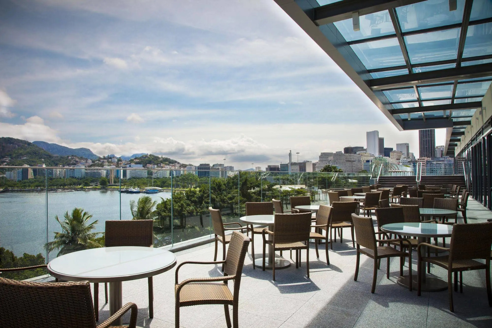 Foto - Prodigy Santos Dumont by Wish