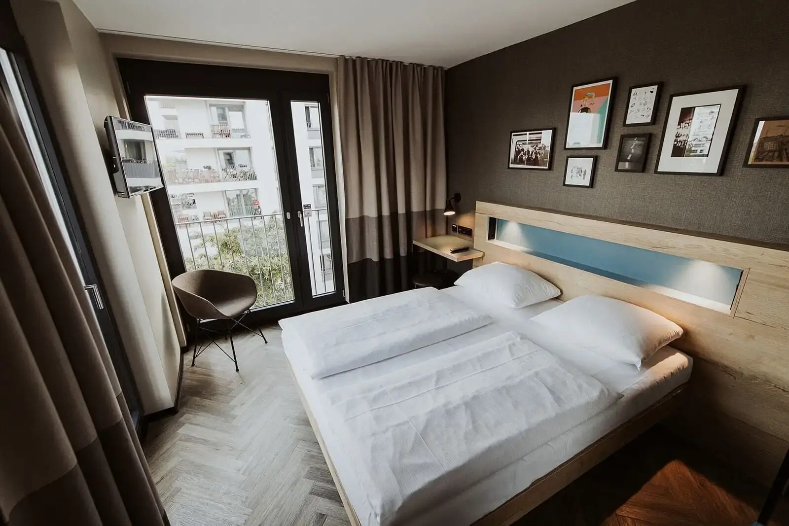 Photo - Schulz Hotel Berlin Wall at the East Side Gallery