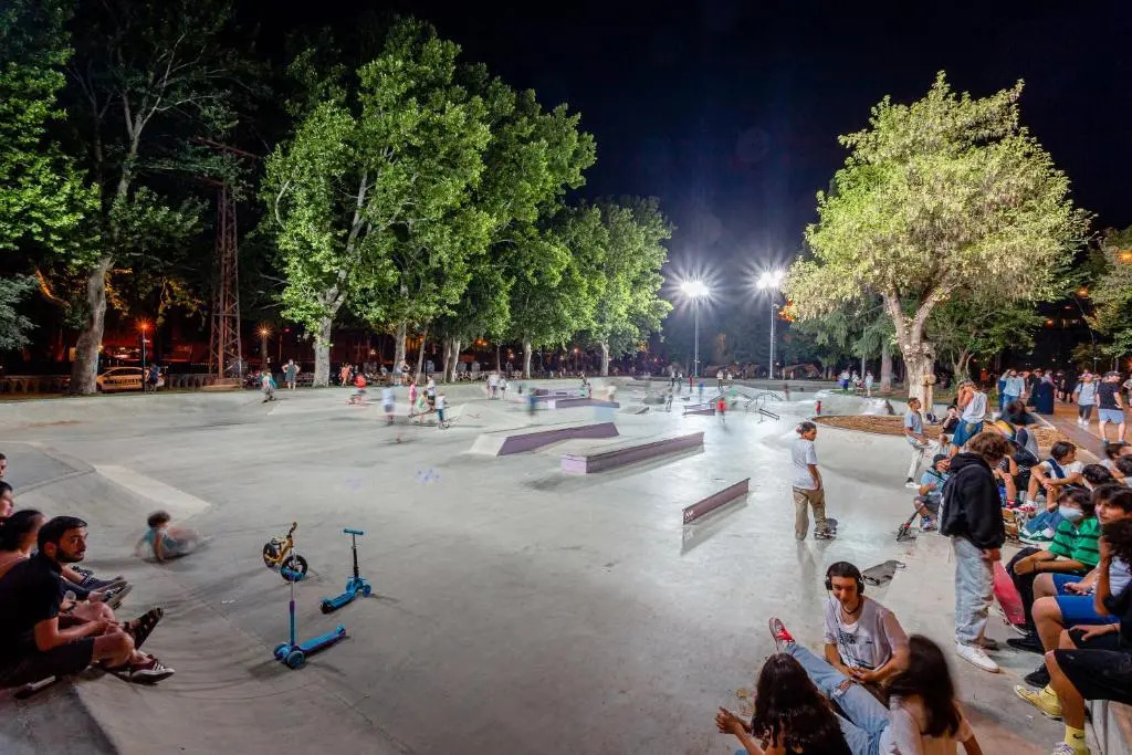 Photo - Monument1880