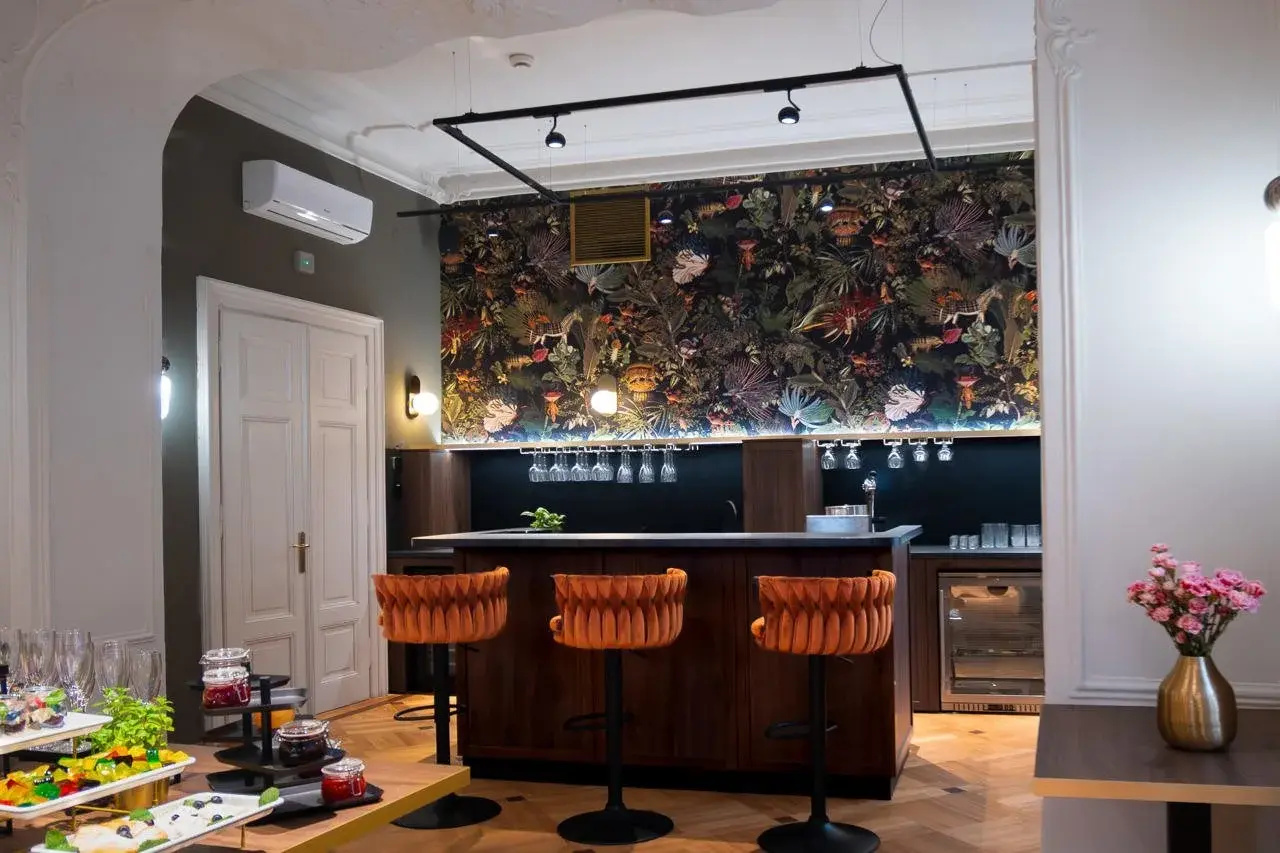 Photo - Palladian Hotel